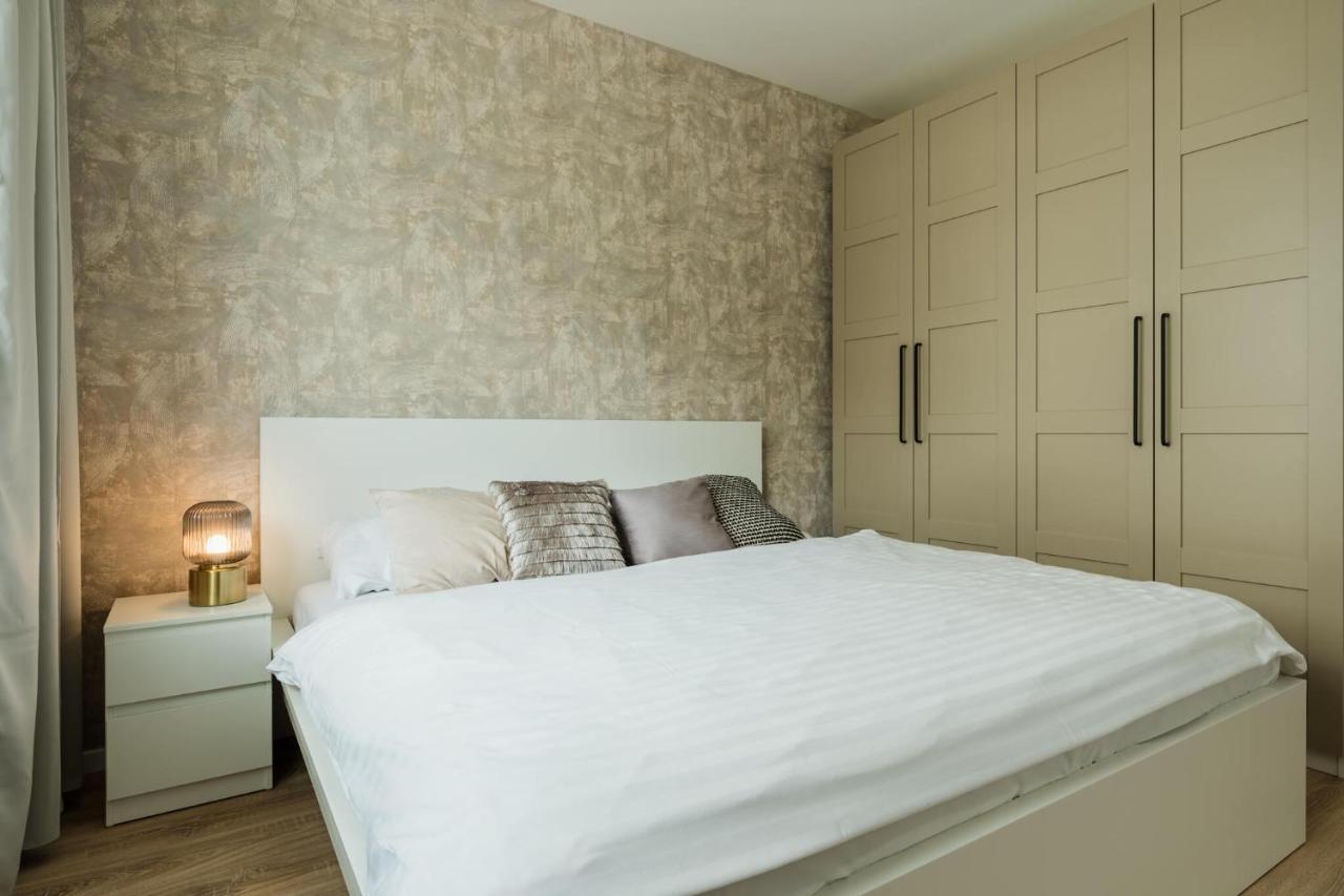 Urban & Green By Ambiente Apartment Pressburg